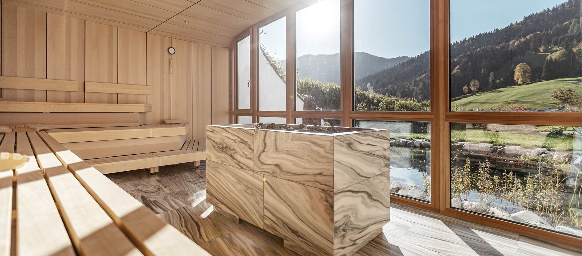 juffing-sauna-goodlight-10-2020-159-bearb juffing-sauna-goodlight-10-2020-159-bearb