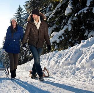 tvb-kufsteinerland-rodeln-winter-thiersee-auf-kala-alm-alexgretter-1